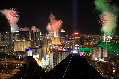 Лас-Вегас впервые за полвека закроет все казино из-за коронавируса