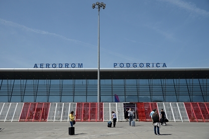 В Черногории сообщили о начале эвакуации россиян из страны