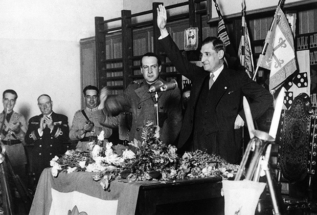 Фашистское приветствие Салазара на встрече Легионеров в Лиссабоне, 1938 год