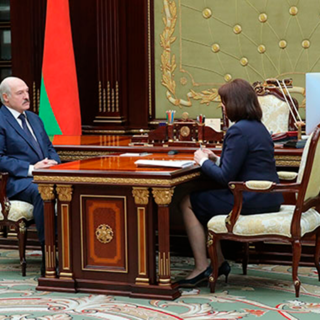 Александр Лукашенко и Наталья Кочанова