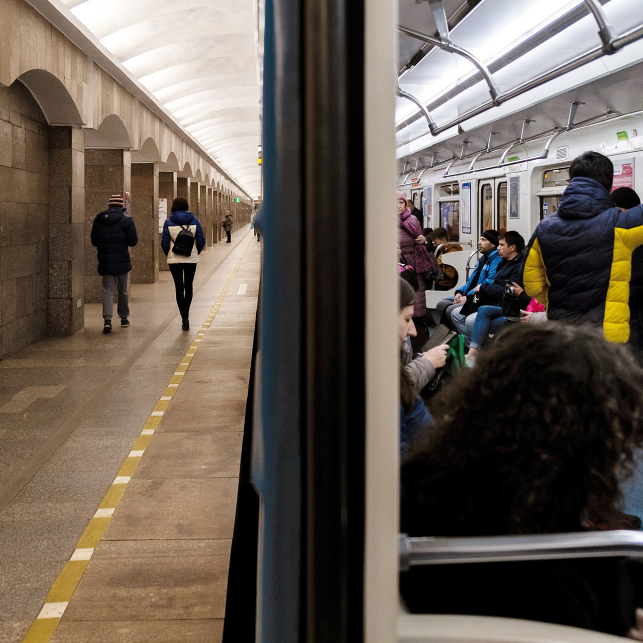 Петербург метро работает. Работа в метро. Ограничен метрополитен. Сокращения станций метро. Метро Санкт-Петербурга работает.