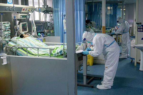 Отделение интенсивной терапии в китайской больнице