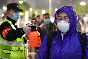 Скрытые симптомы Запад обвиняет Китай в искажении данных о коронавирусе. Можно ли доверять Пекину в изучении болезни?