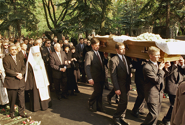 Похороны Раисы Горбачевой, сентябрь 1999 года