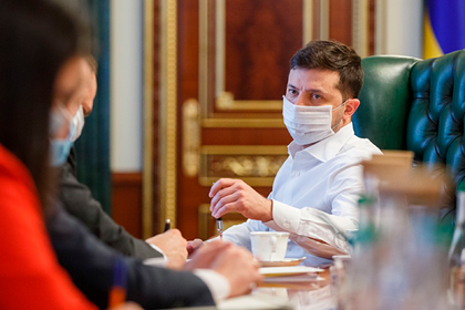 Зеленский заявил о готовности отдать за одного пленного украинца 100 беркутовцев