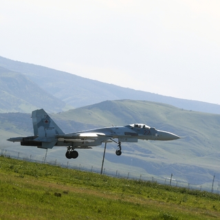 Многофункциональный истребитель Су-35