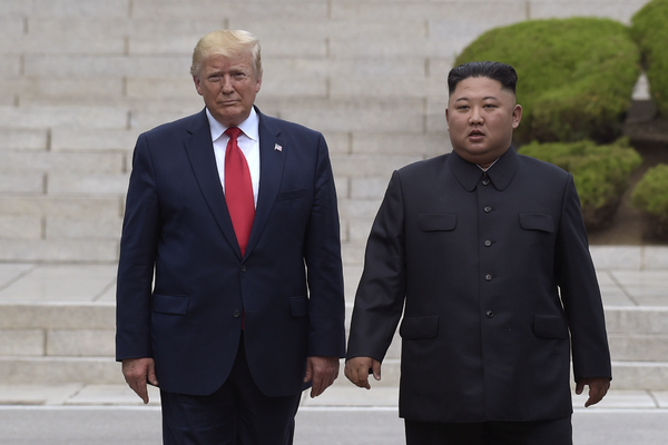 Дональд Трамп и Ким Чен Ын    