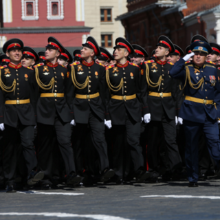 Курсанты во время парада на Красной площали