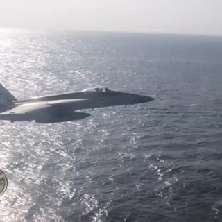 Polet Rossijskogo Il 38 Vblizi Amerikanskogo Avianosca Popal Na Video Oruzhie Nauka I Tehnika Lenta Ru