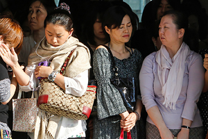«Женщины стоят на нижних ступеньках» Японок заставляют рожать детей на благо страны. Но из-за этого они только страдают