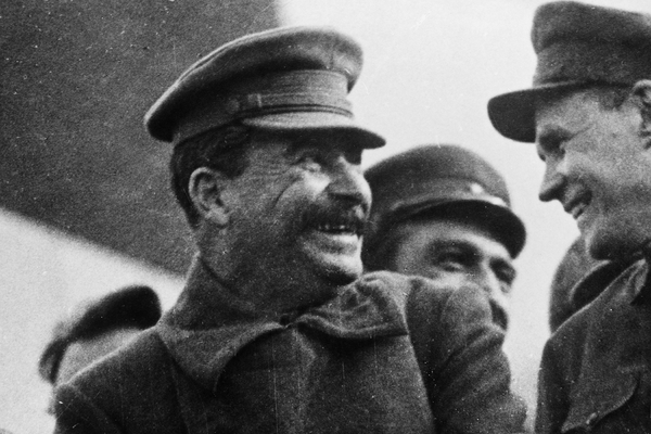 Почему Сталин отменил празднование Дня Победы