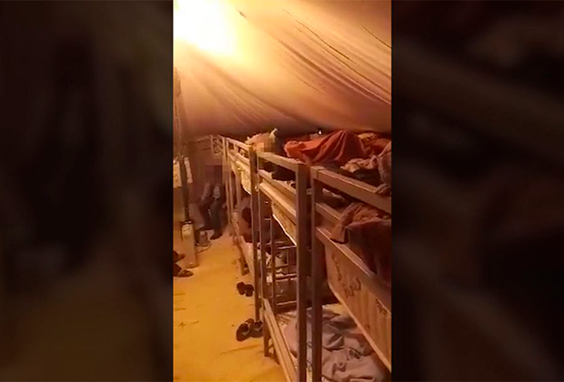 Палаточный лагерь для тех, кому положен карантин по прибытии в страну