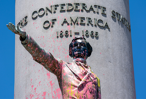 Монумент конфедератам в городе Ричмонд штата Виргиния