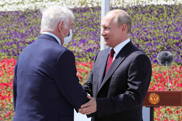 Леонид Рошаль (слева) и Владимир Путин