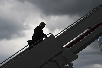 Трамп пообещал подумать о рассекречивании документов об НЛО