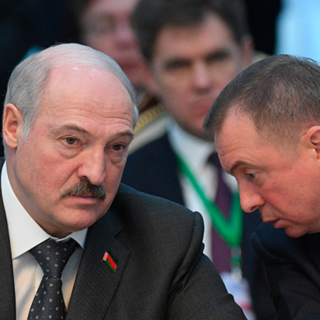 Александр Лукашенко и Владимир Макей