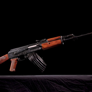 "Kalaşnikov" yeni modelini nümayış etdirdi