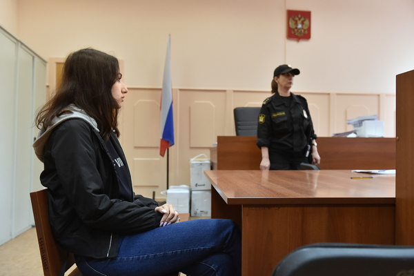 Обвиняемая Мария Хачатурян во время заседания суда