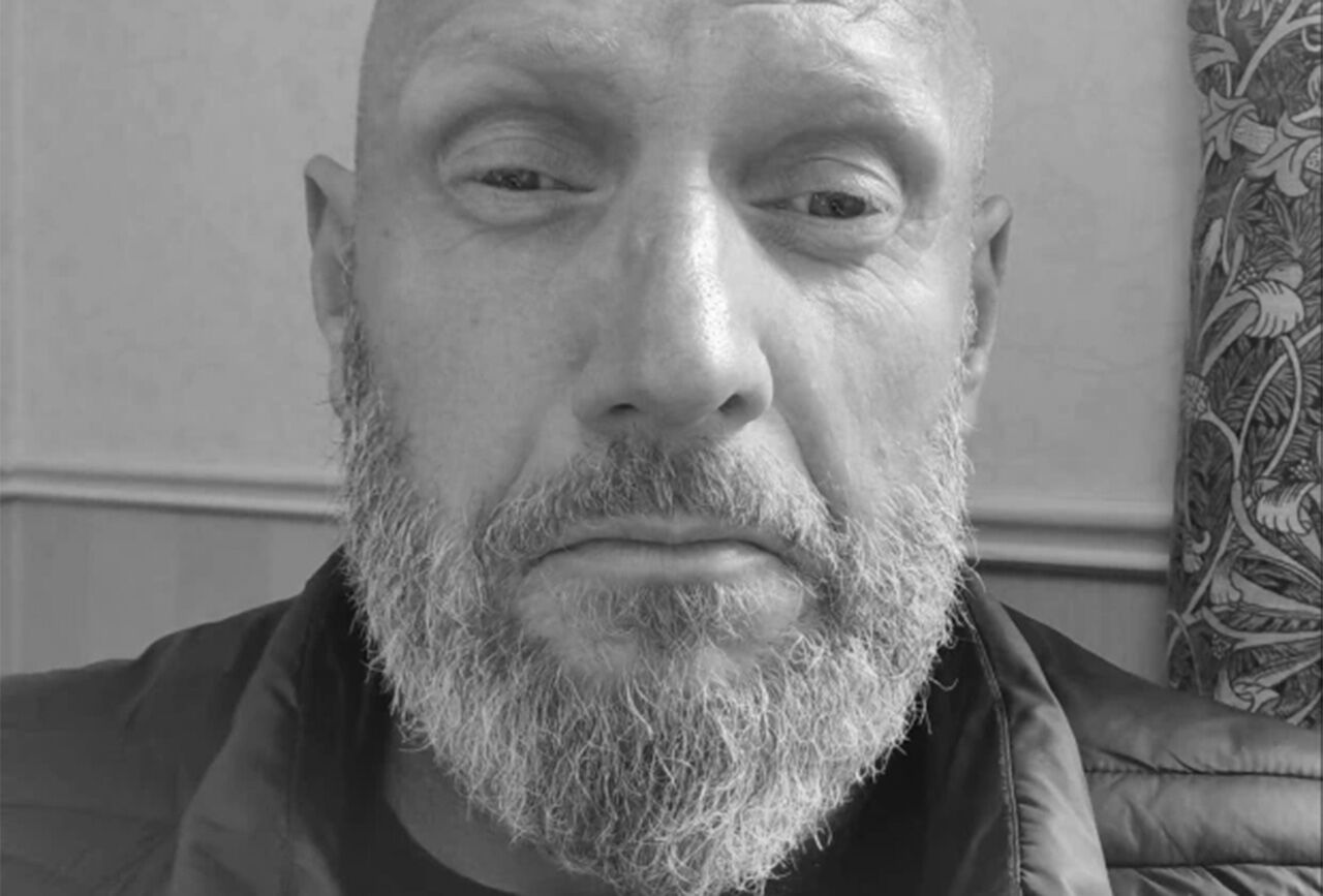 Повесился На Стриме Под Новый Год Повесился На Стриме Под Новый Год
