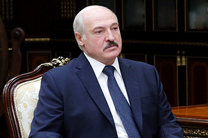 Лукашенко заявил об угрозе потерять суверенитет над «клочком земли» Сейчас очень опасный момент, считает президент 