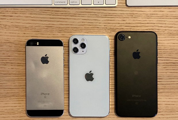 Сравнение размеров iPhone SE первого и второго поколения с одной из модификаций iPhone 12