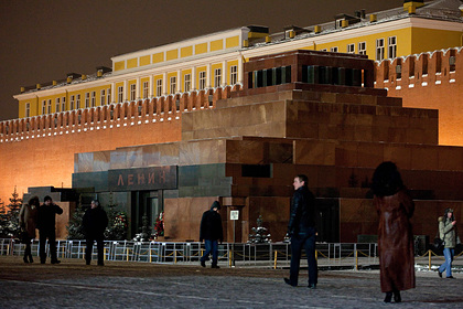Лужкову предлагали заработать миллиарды на сдаче мумии Ленина в аренду