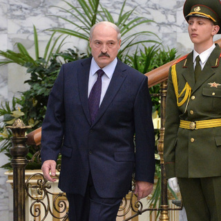 Александр Лукашенко перед началом саммита по урегулированию кризиса на Украине