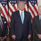 Слева направо: Джон Пондер, Дональд Трамп и специальный агент ФБР Ричард Бизли