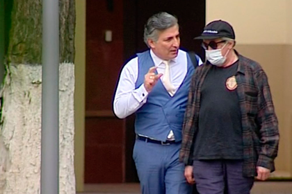 Адвоката Ефремова проверят на полиграфе