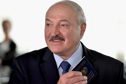 Лукашенко пригрозил протестующим студентам лишением отсрочек от армии