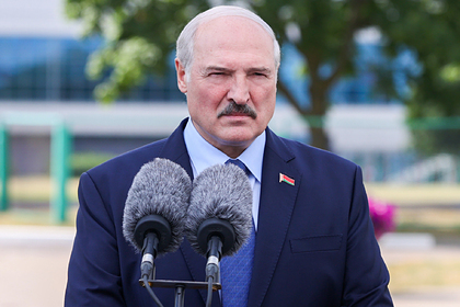 Лукашенко объяснил запрет на въезд главе католиков Белоруссии