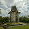 Памятник жертвам режима красных кхмеров