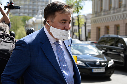Саакашвили пообещал Грузии не вступать в конфронтацию с Россией