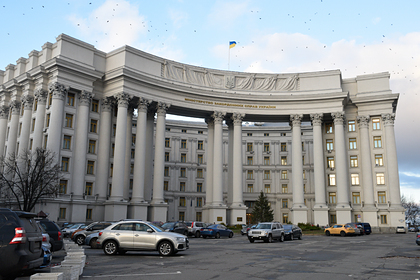 Киев потребовал от России объяснений из-за встречи в «нормандском формате»
