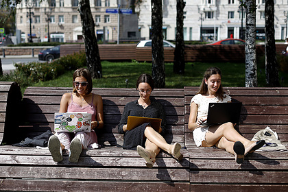 Мошенники все чаще обманывают россиян в интернете. Как от них защититься?