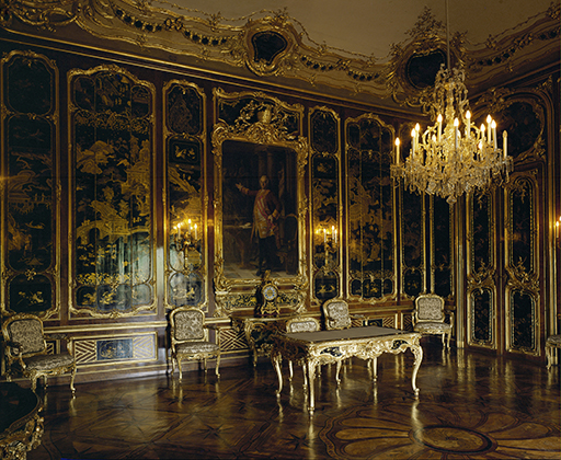 «Лаковая комната» императрицы Марии Терезии