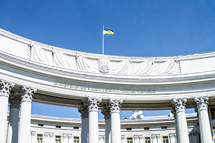 Украина встала на сторону Азербайджана в конфликте с Арменией