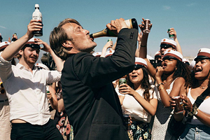 Между первой и второй В Дании — пить: алкотерапия и кризис среднего возраста в новом фильме основателя «Догмы»