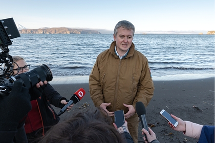 Глава Камчатки поблагодарил сообщивших о загрязнении пляжа серферов