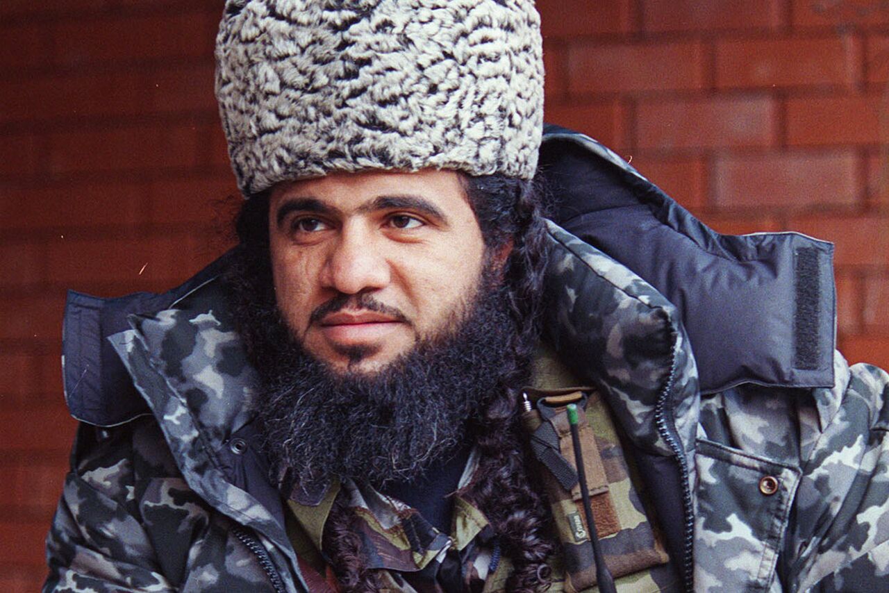 Какой нации террористы. Амир ибн Аль-Хаттаб. Хаттаб полевой командир. Ибн Аль Хаттаб в Чечне.