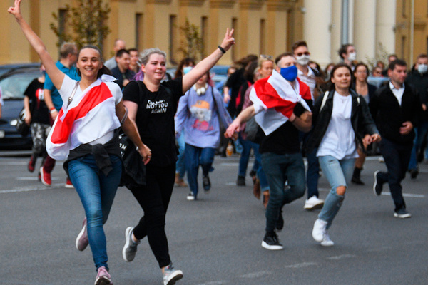 Участники студенческой акции протеста в Минске