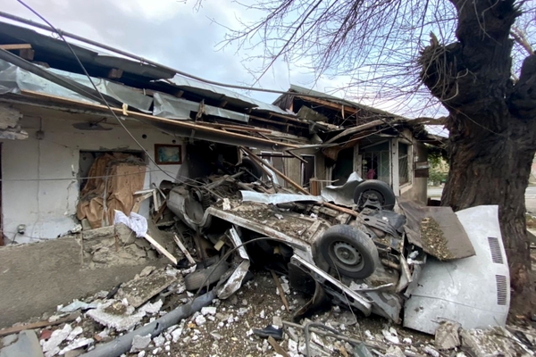 Разрушенный дом в Степанакерте