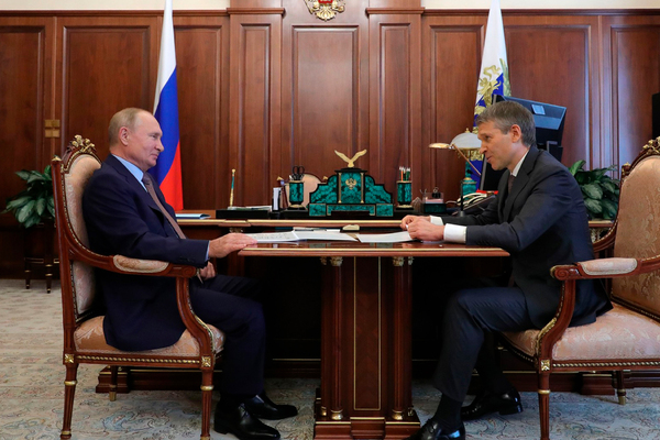 Владимир Путин и Борис Листов