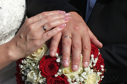 Социологи определили идеальный возраст для счастливого брака