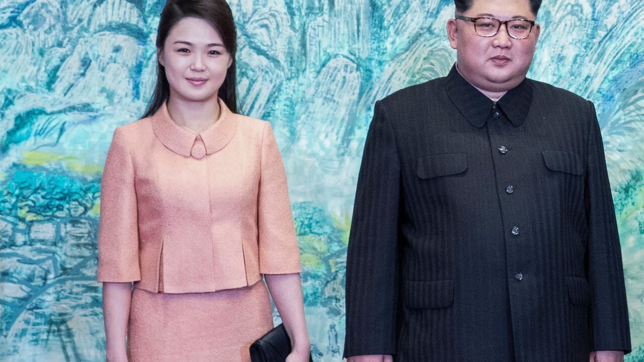 Вьетнамдағы порно видеолар Мен әпкемнің китесін көрдім, қарсы тұра алмадым