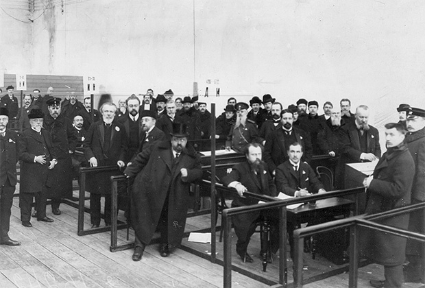 Выборы выборщиков в I Государственную Думу в зале Соляного городка. Санкт-Петербург, 20 марта 1906 года