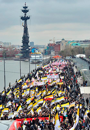 2012 год. Самый массовый «Русский марш» на Крымской набережной