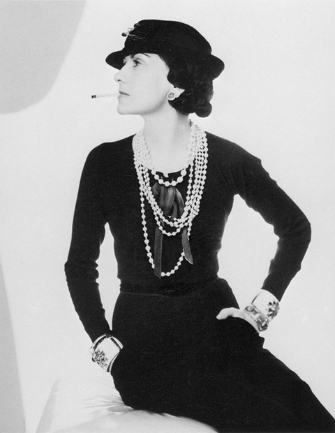 Коко Шанель в маленьком черном платье, 1935 год