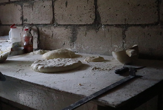 Процесс приготовления осетинского пирога