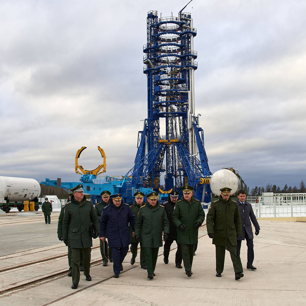 Пуск ангара восточный. Космодром Плесецк Ангара. Стартовый комплекс Ангара Плесецк. Космодром Плесецк стартовый комплекс Ангара. Ракета космодром Плесецк.